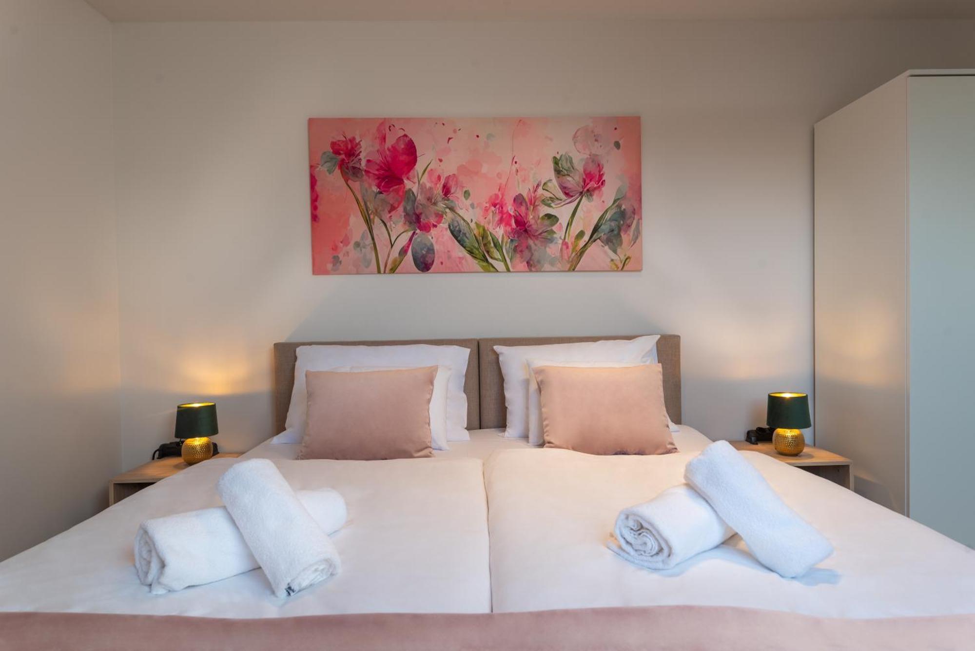 Holdvirag Hotel Sárvár Eksteriør billede