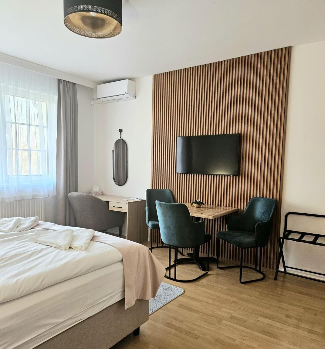 Holdvirag Hotel Sárvár Eksteriør billede